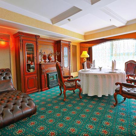 Diplomat Hotel By Ag Hotels Group Astana Zimmer foto